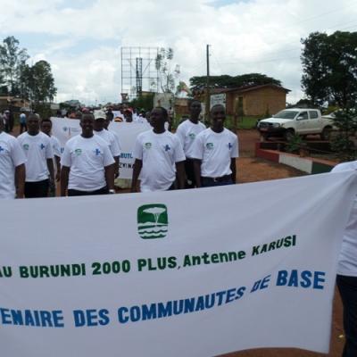 Participation Du Staff De Rbu2000 Au Defile Du Fete De Travail A Karusi